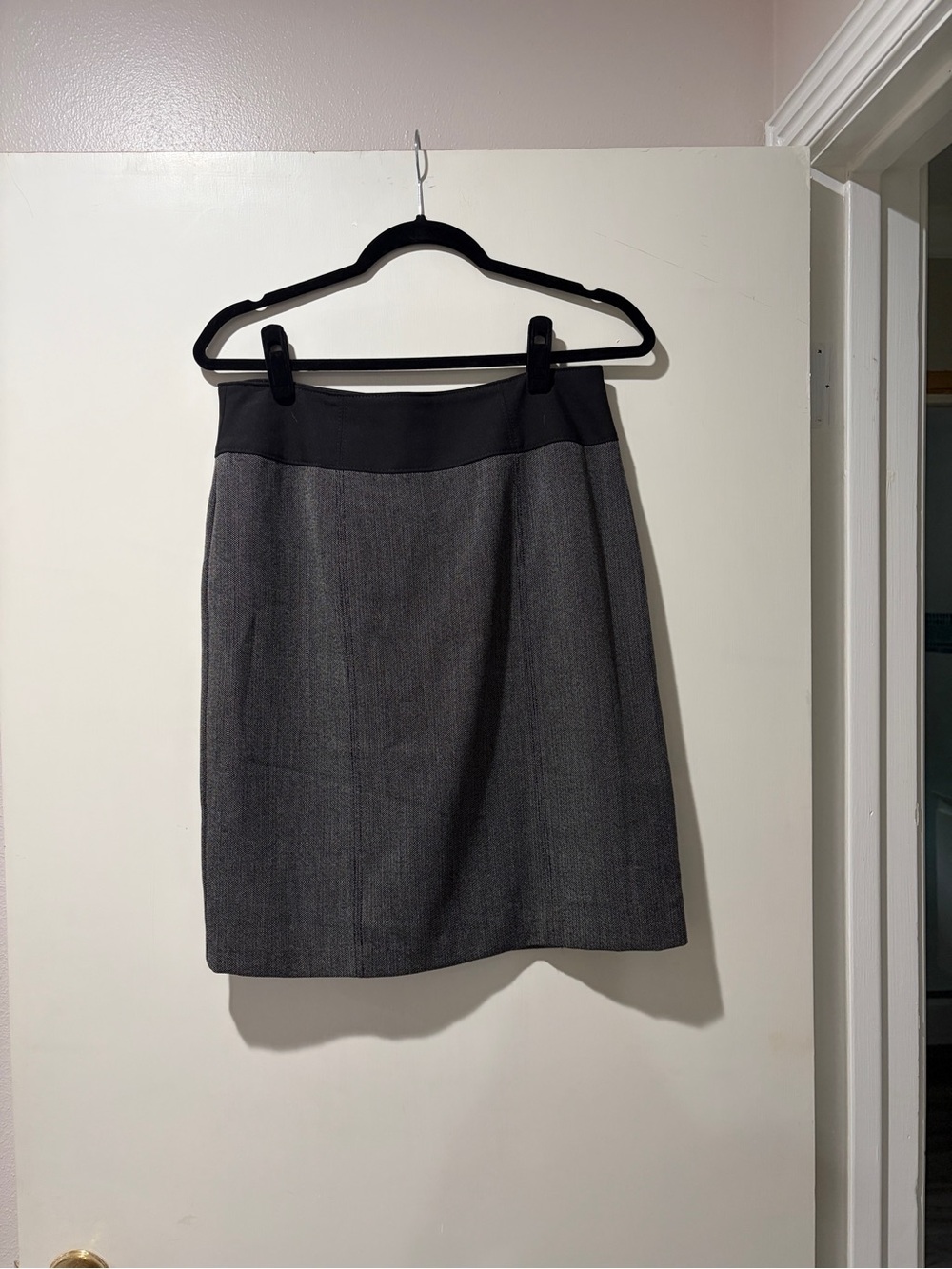 The PERFECT Work Skirt // size 8 Gray Pencil Skirt
